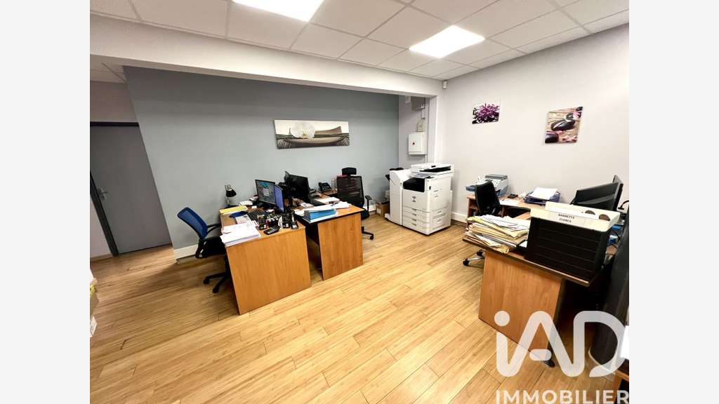 Vente local professionnel 98m² ZAC 2000 à Le Port