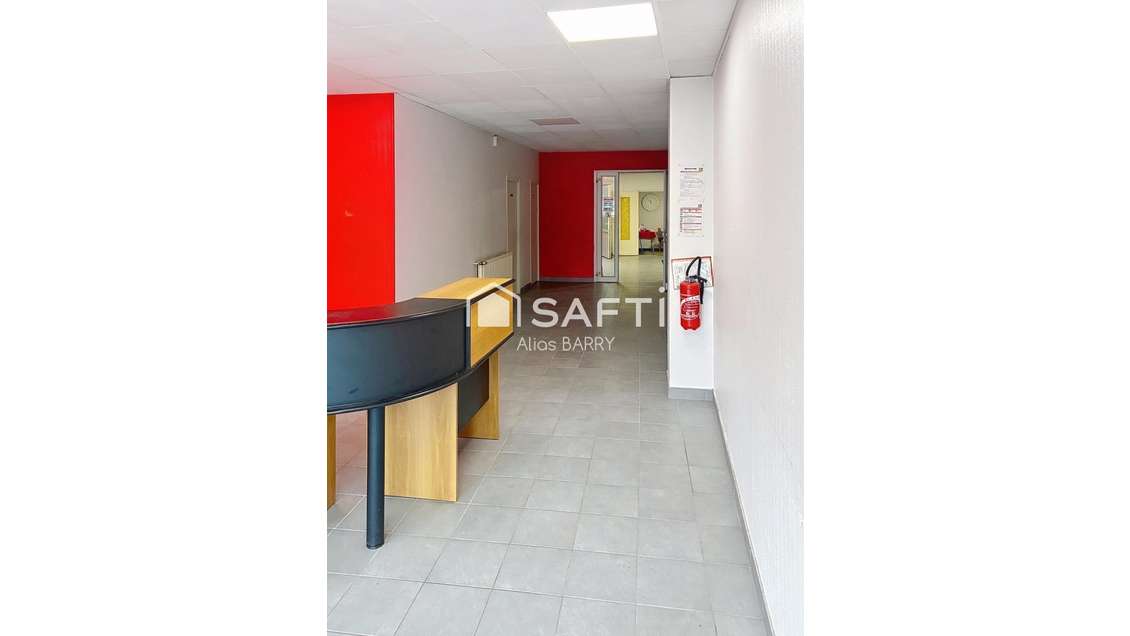 AV local commercial 161m² au cœur de Lens