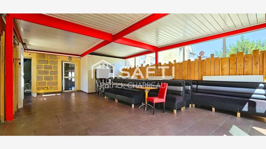 AV local professionnel 3 niveaux 210m² Les Angles