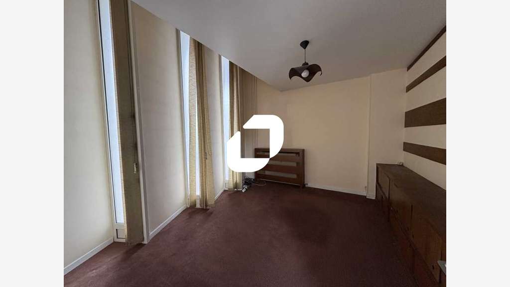 Vente Local commercial 166m² Les clayes sous bois