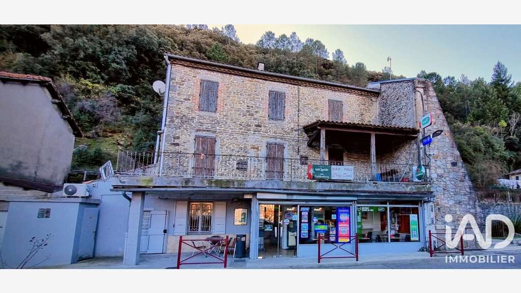 Local commercial à Les Salles-du-Gardon