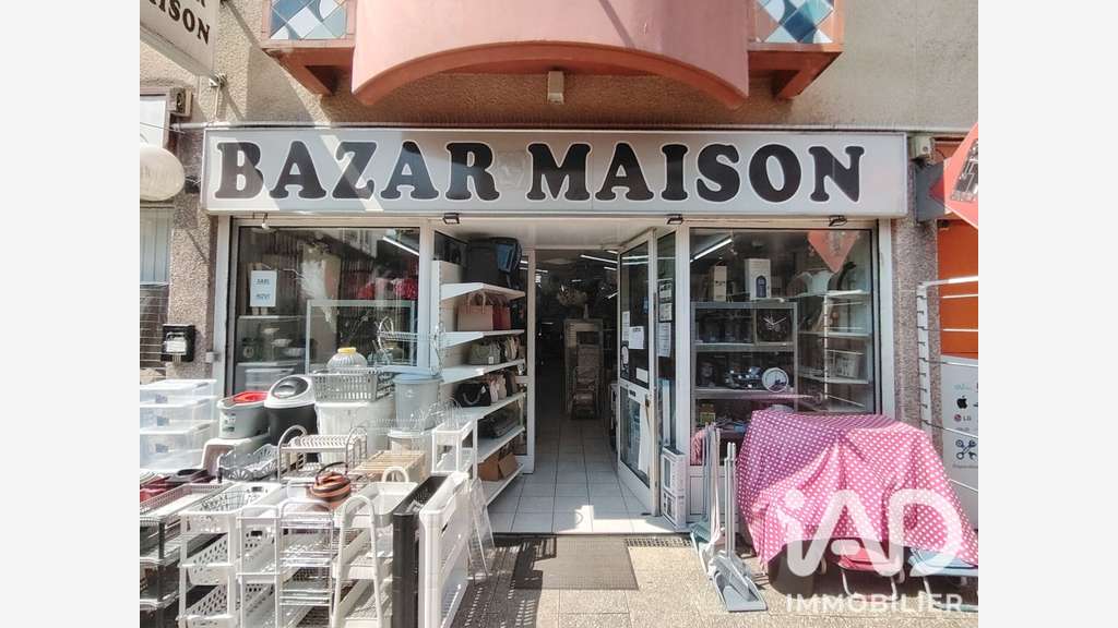Local commercial à Les Ulis