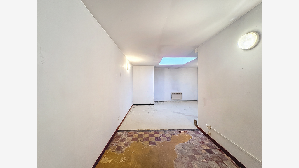 Vente local 72m² Vieux-Lille rue Saint-Sébastien