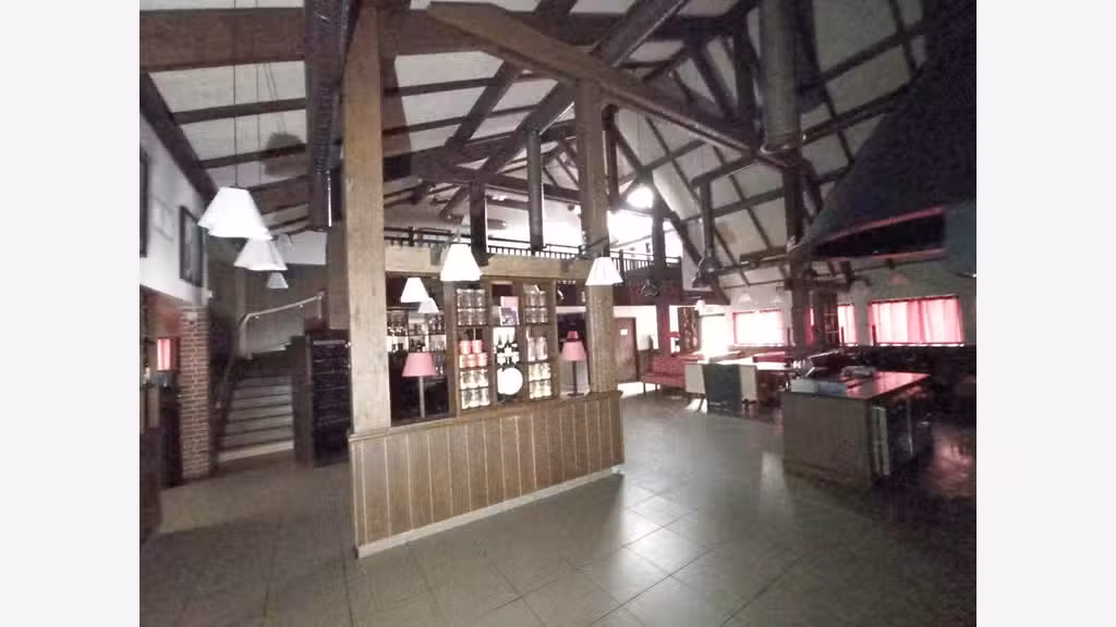 Vente locaux commerciaux 373m² en retail à Limoges