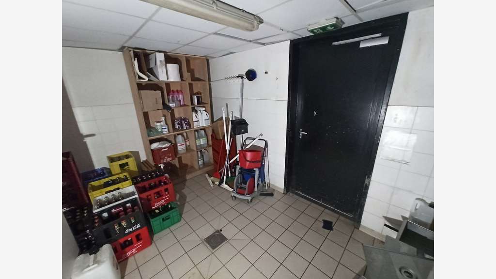 Vente locaux commerciaux 373m² en retail à Limoges