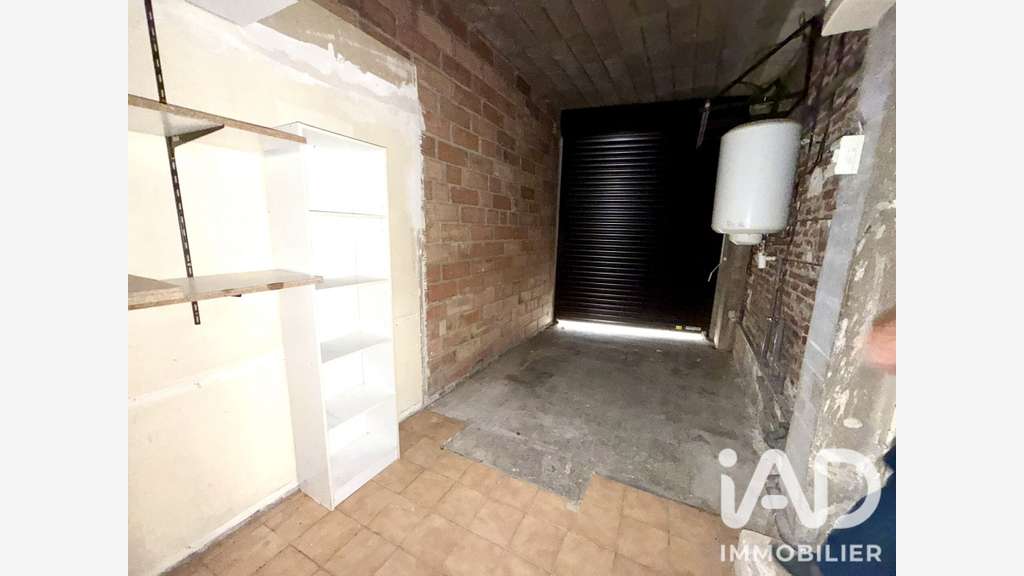 AV local commercial 63m² à Alençon rue commerçante