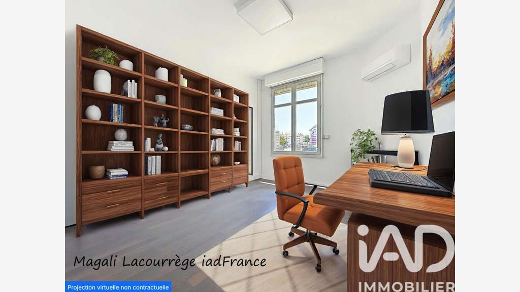 Vente local commercial 101m² en 1ere ligne à Lons