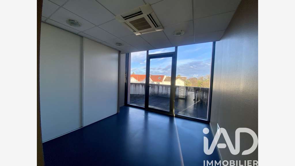 Vente local commercial + 200m² à Lons rte Bayonne