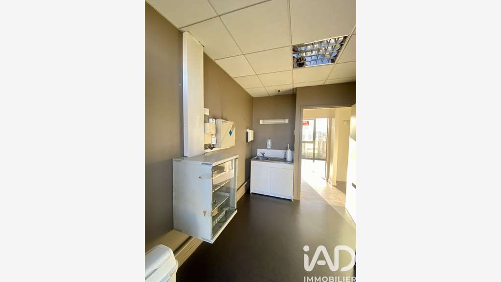 Vente local commercial + 200m² à Lons rte Bayonne
