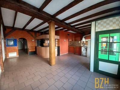 A vendre local commercial 150m² à Lorient centre 