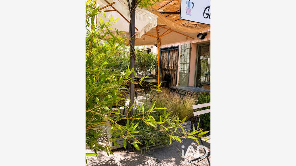 Local commercial à Lourmarin