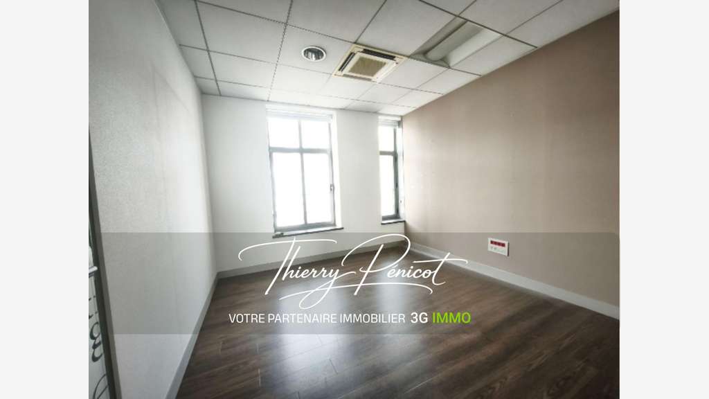 Vente local 250m² empl stratégique à Louvroil