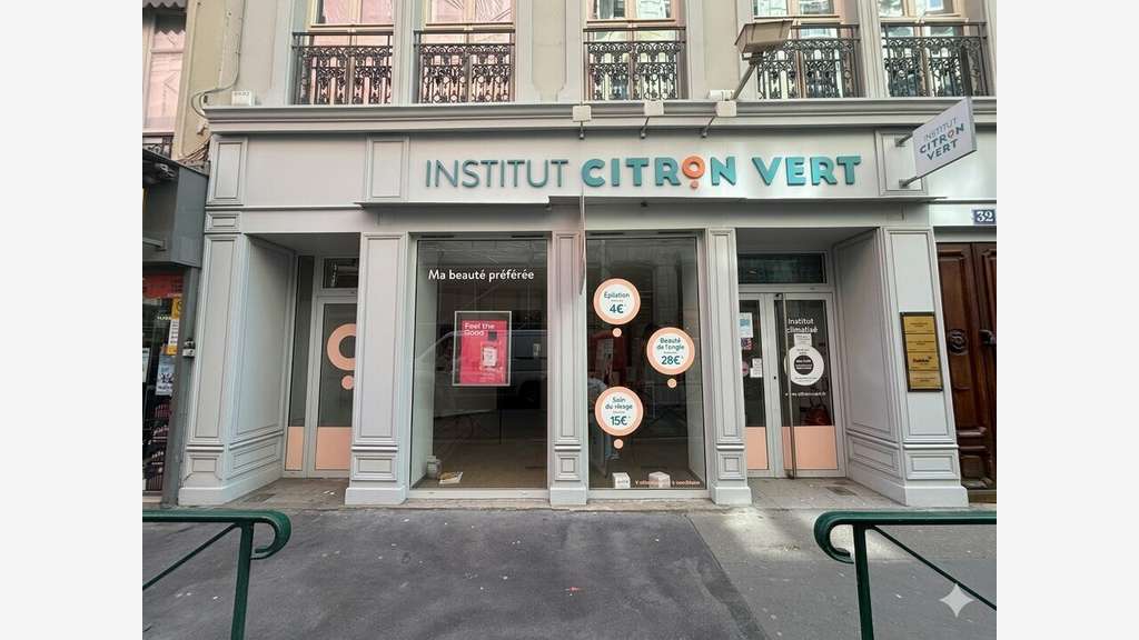 AV local commercial 130m² à Lyon 2e République