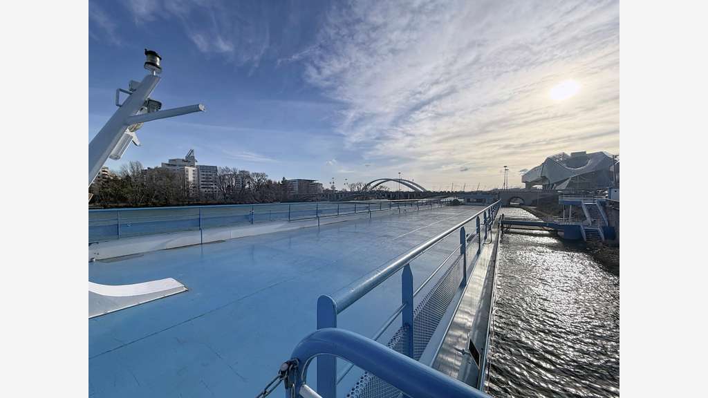Murs commerciaux - Emplacement premium - péniche