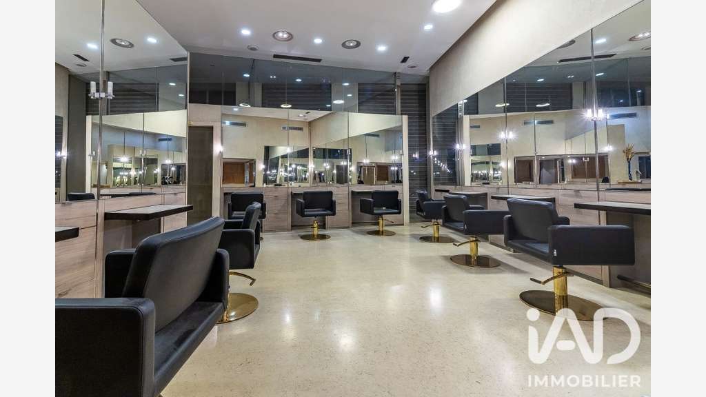 Vente local 250m² à Lyon 6e Place Maréchal Lyautey