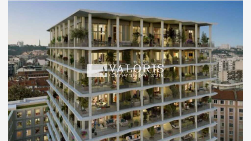LYON - LOCAL COMMERCIAL à vendre
