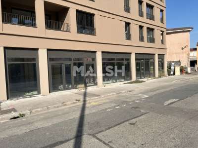 LOCAL COMMERCIAL À VENDRE - 153 m² - LYON 7