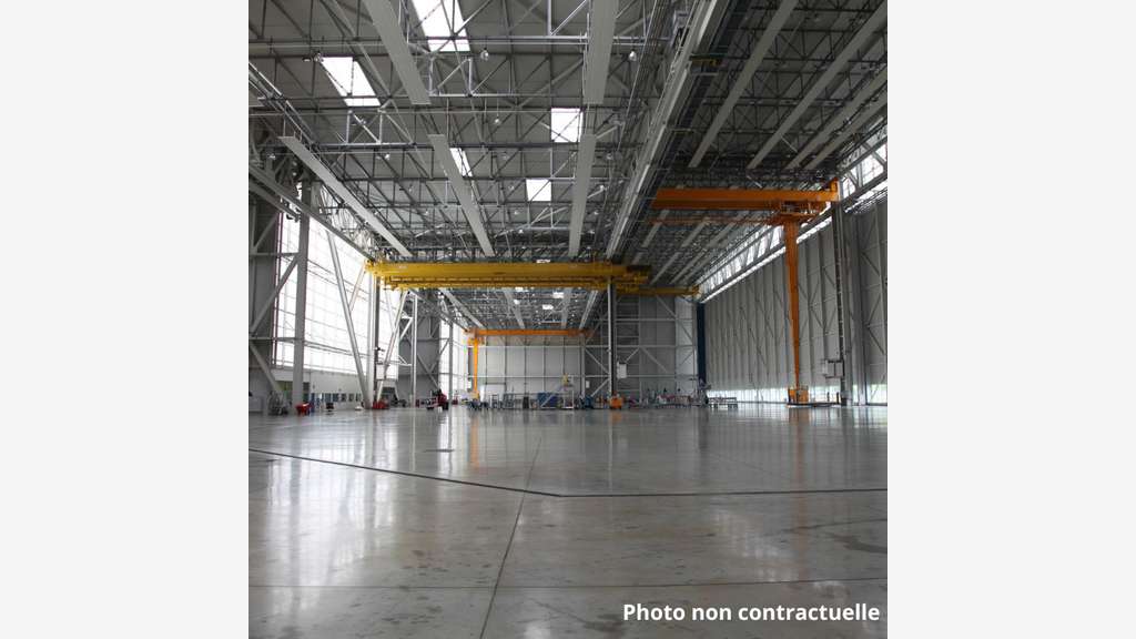 Vente bâtiment 1980m² proche Mâcon