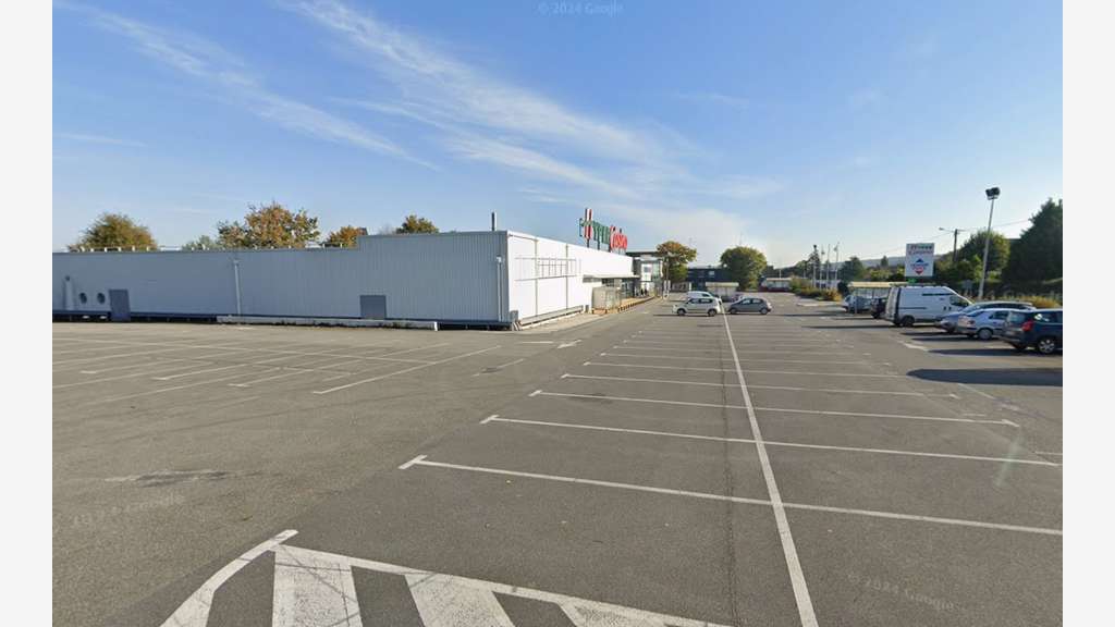 Complexe Commercial de 3 560 m² - Malestroit (56)