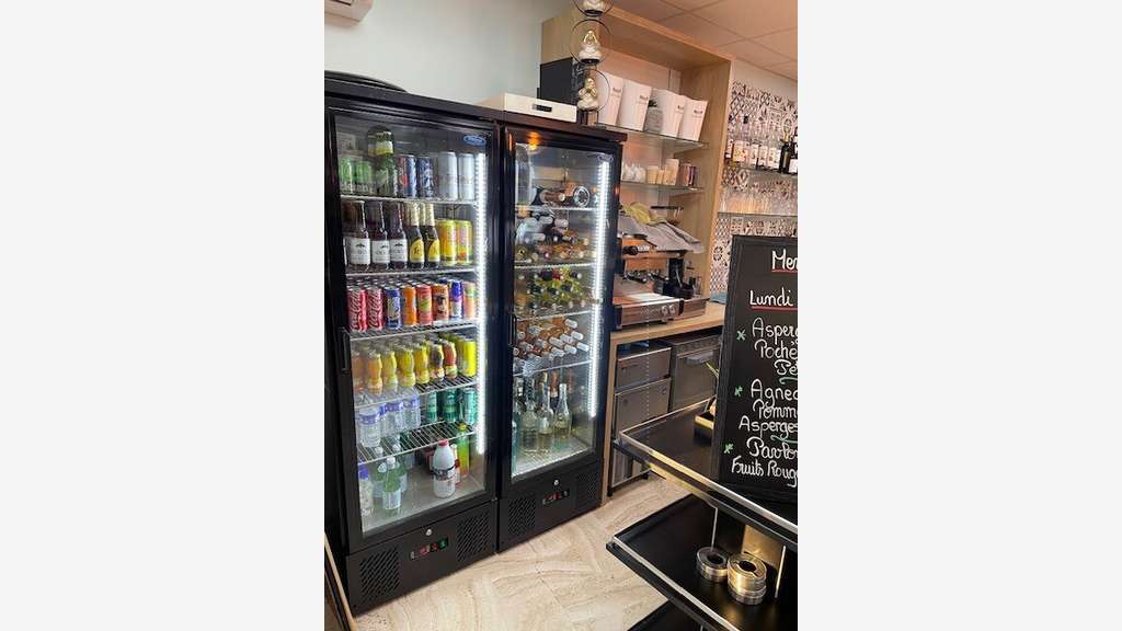 Tabac Presse - Mandelieu - 55.12m² & 90m² terrasse