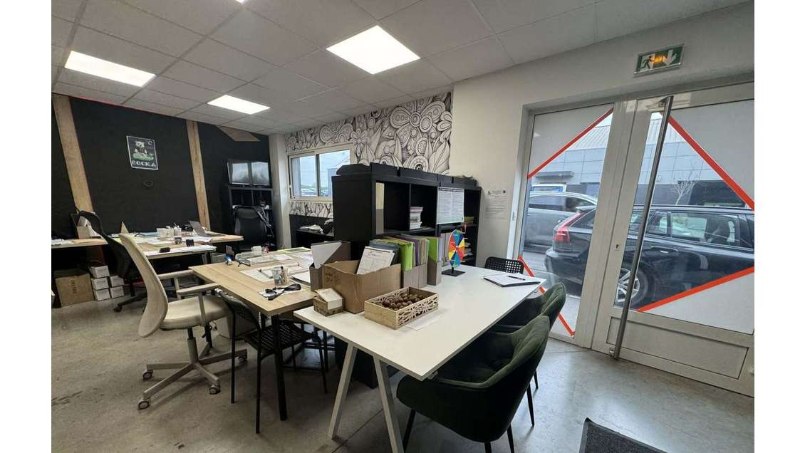 Vente hangar récent 140m² à Marles-les-Mines