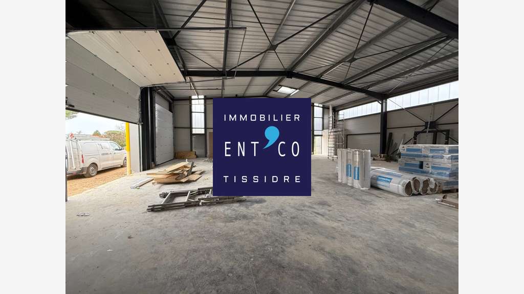 IMPLANTEZ-VOUS DANS UNE ZONE COMMERCIALE DYNAMIQUE