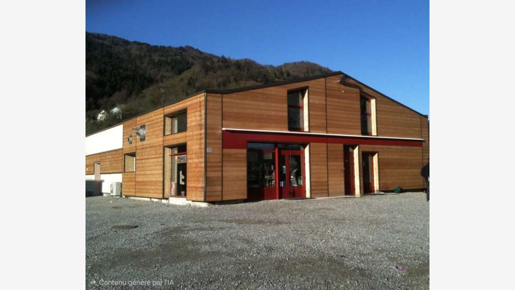 Vente bâtiment 690m² à Marnaz empl stratégique