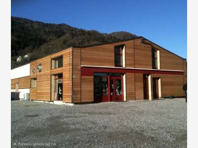Vente bâtiment 690m² à Marnaz empl stratégique
