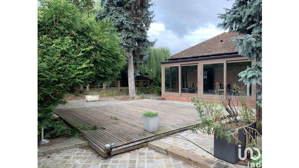 Murs commerciaux à Marnes-la-Coquette