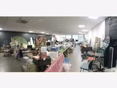 Vente local commercial 250m² à Marsannay-la-Côte