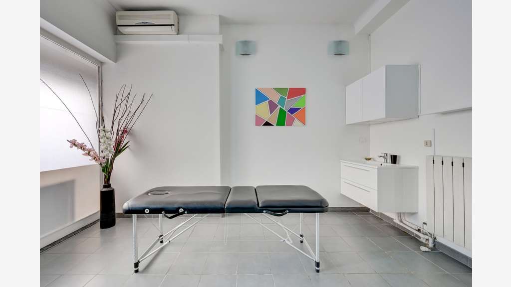 Vente local commercial 340m² à Marseille 4ème