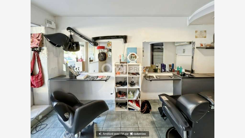 MARSEILLE - LOCAL COMMERCIAL à vendre