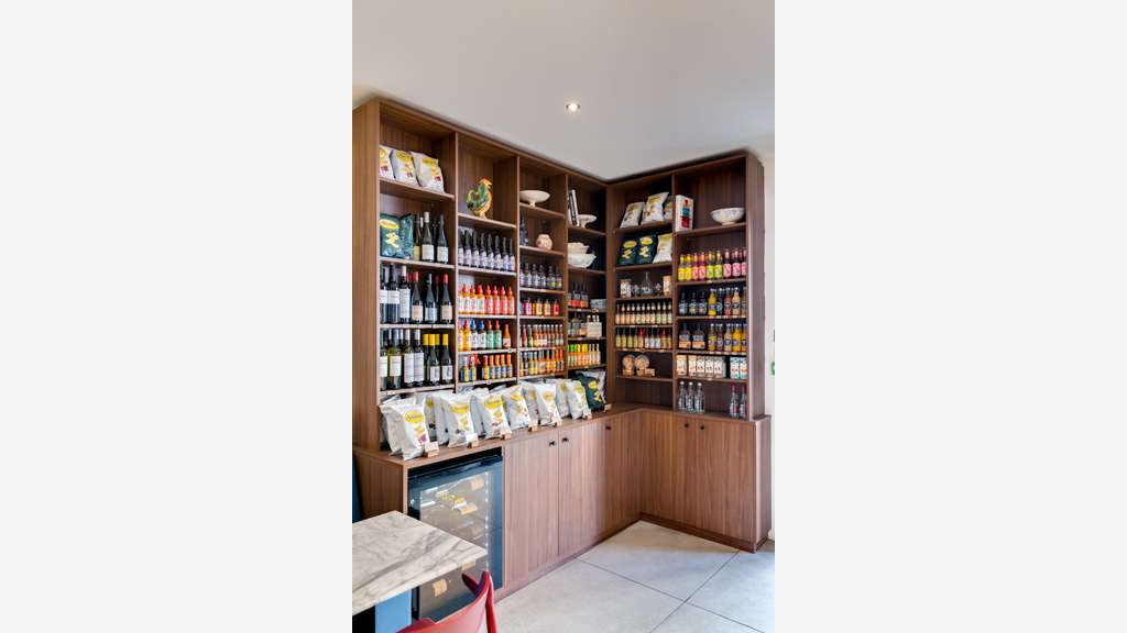 EXCLUSIVITE AV 2 commerces mitoyens à Marseille 7e
