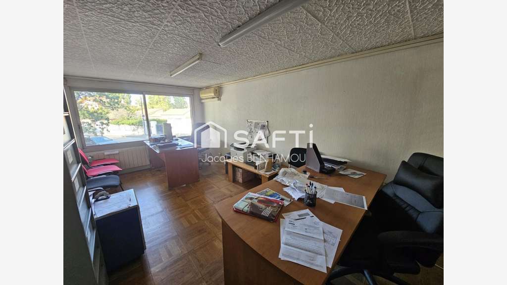 Vente murs commerciaux de 120m² à Marseille 13009