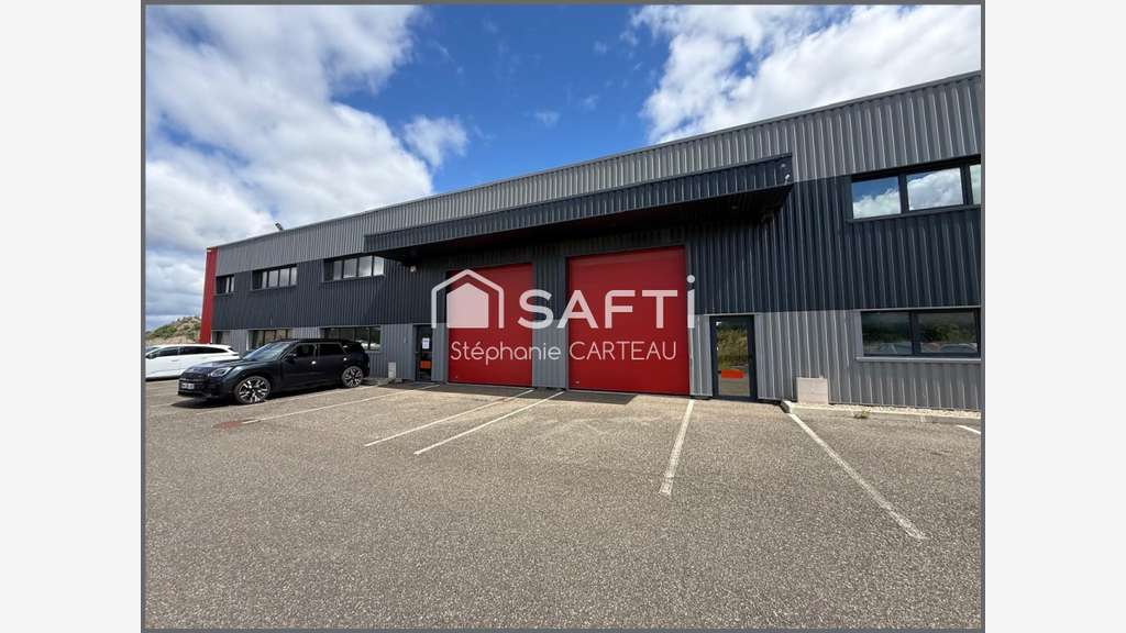 Vente entrepôt 560m² pour stockage à Martignas