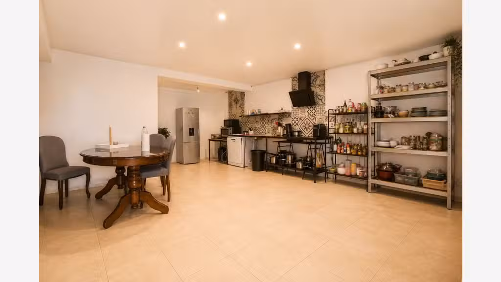Vente ensemble immo mixte de 735m² à Maurepas
