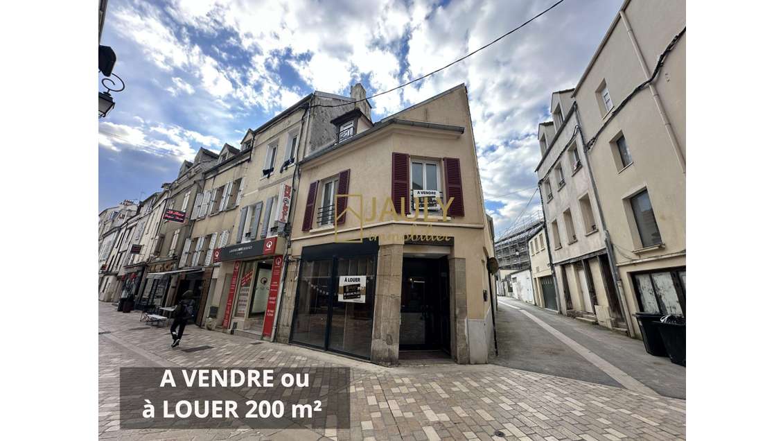 Vente murs local 120m² + duplex hyper centre Meaux