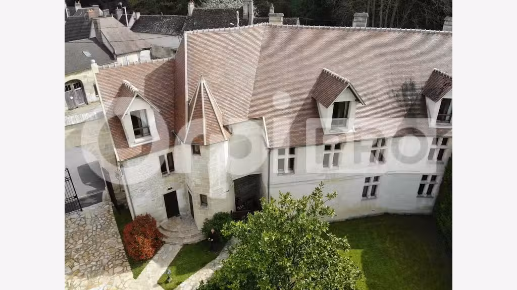 Murs hôtel restaurant à vendre à 20mn de Chantilly