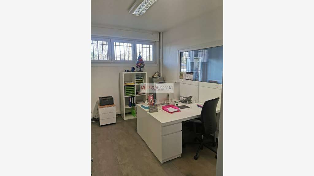 Local commercial de 115m² à vendre à Metz