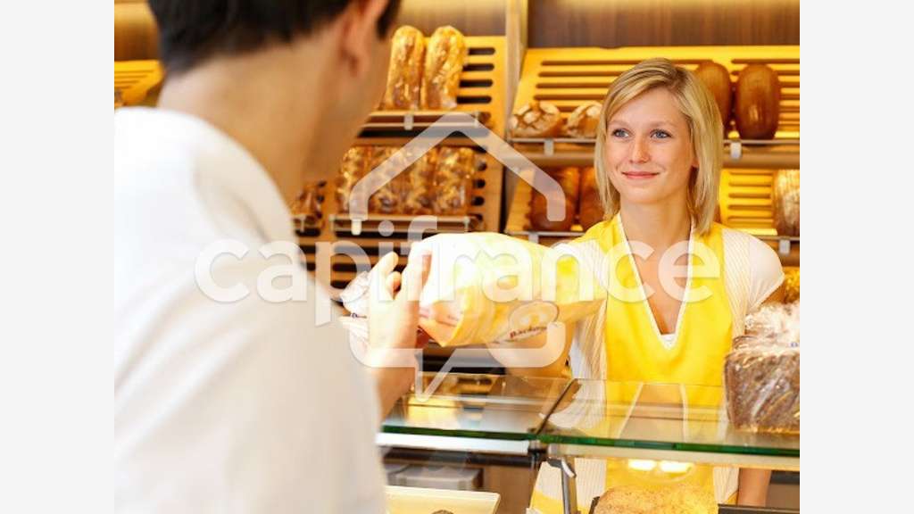 AV local restaurant rapide bureau 120m² Meximieux