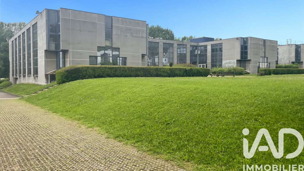 AV bureaux amovibles 455m² + stationnements Meylan