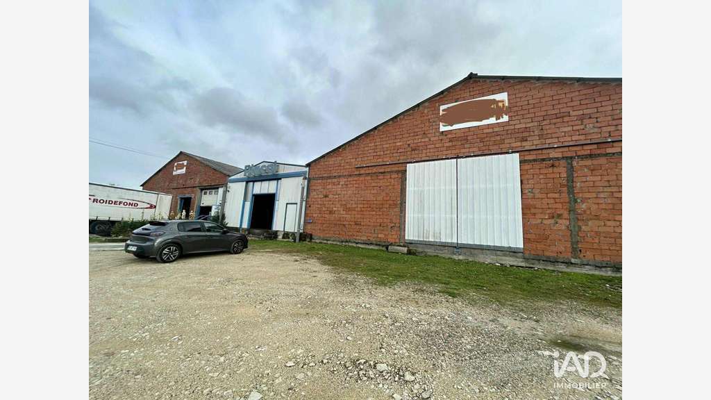 Local commercial à Mézin