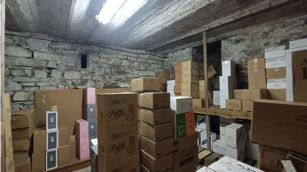 Fonds de commerce caviste et vente de produits
