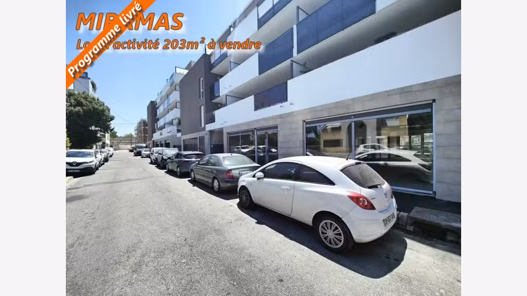 Vente local professionnel 203m² à Miramas centre