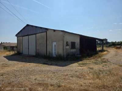 Entrepôt de 192m2 à Monségur