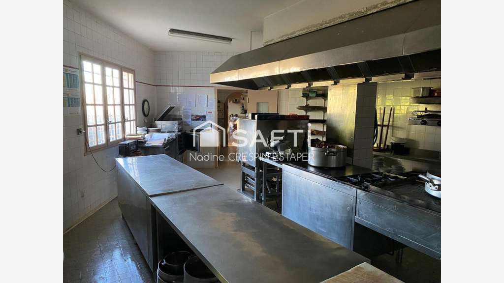 AV immeuble mixte restaurant sur Castelsarrasin