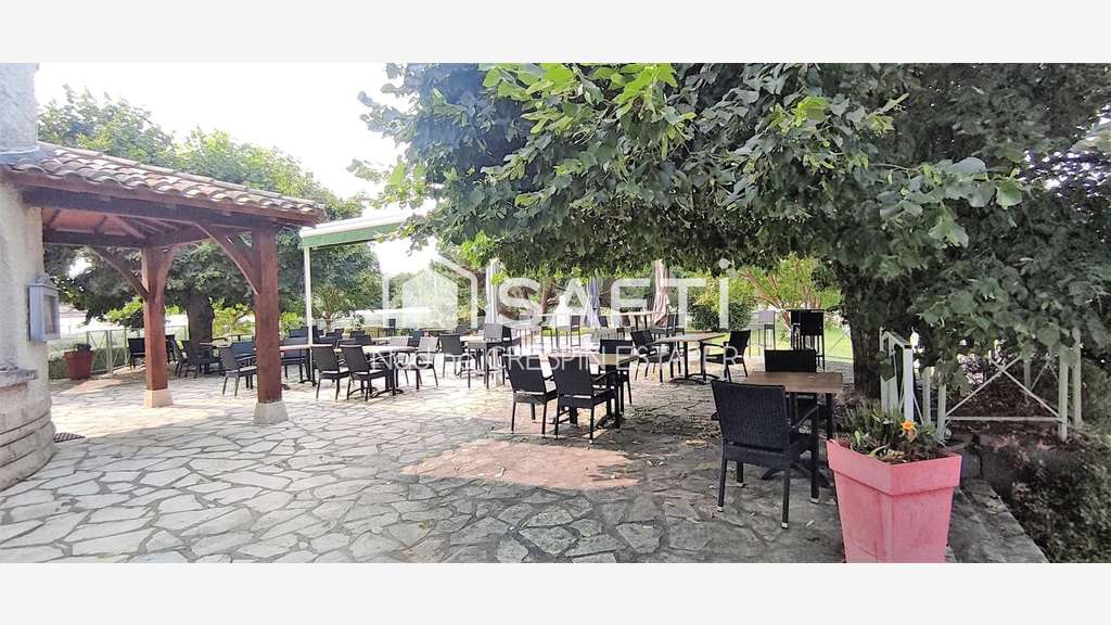 AV immeuble mixte restaurant sur Castelsarrasin