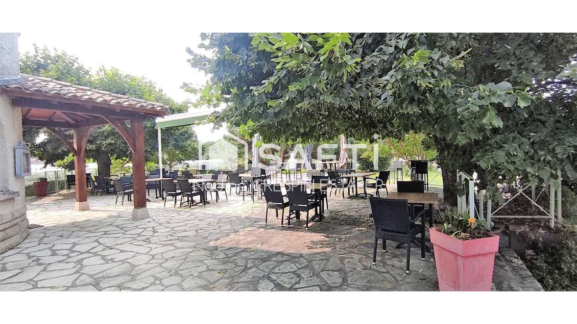 AV immeuble mixte restaurant sur Castelsarrasin