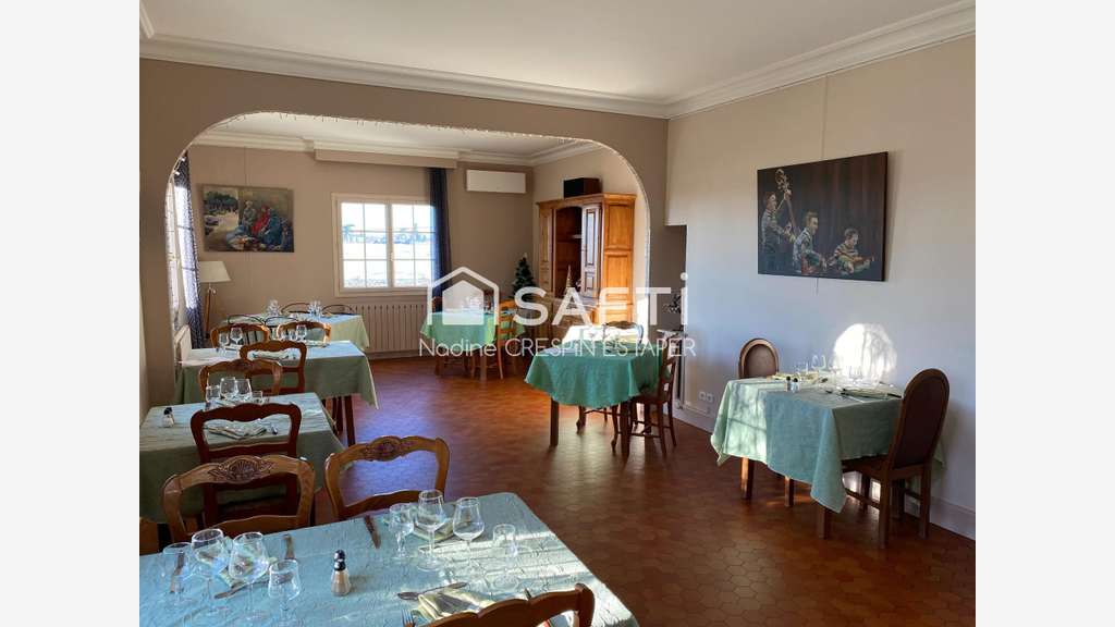 AV immeuble mixte restaurant sur Castelsarrasin