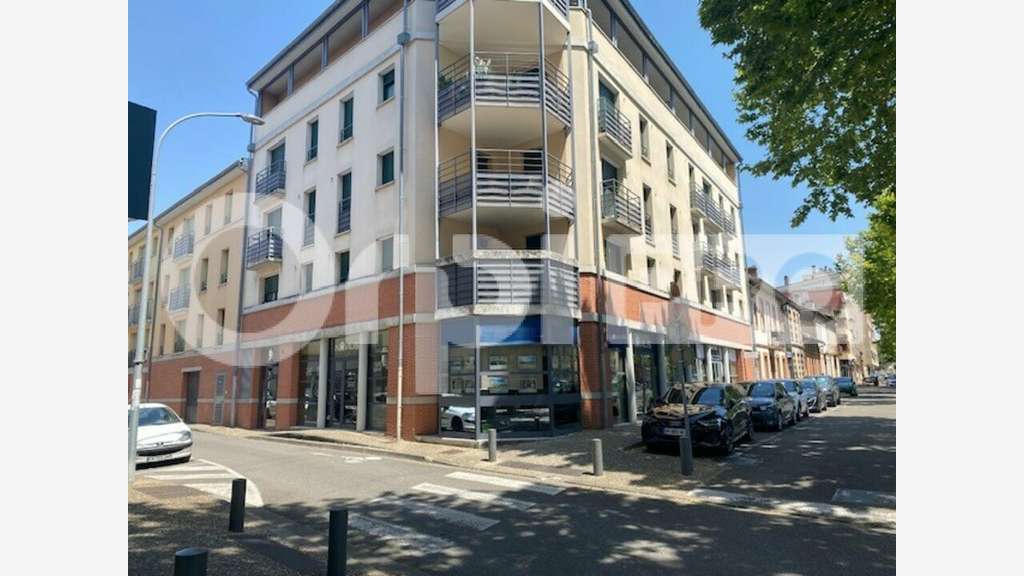 MONTAUBAN - LOCAL COMMERCIAL à vendre
